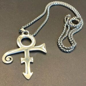 Love symbol pendant Prince purple rain new